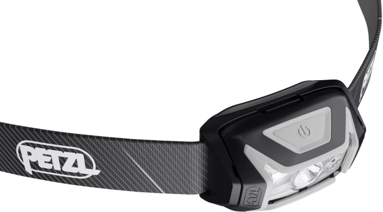 Putere 350 lm și rază de până la 70 metri