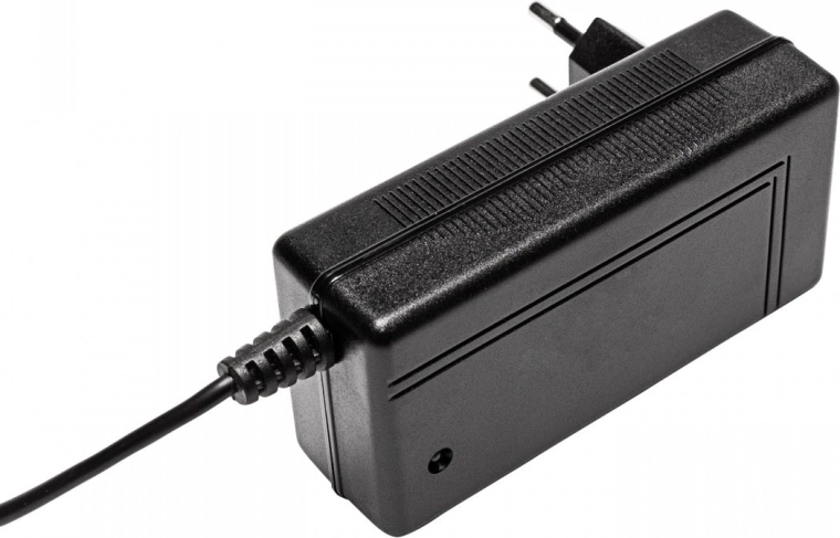 Utilizare comodă cu priză EU