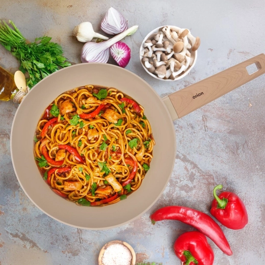 Pereți înalți pentru amestecare ușoară