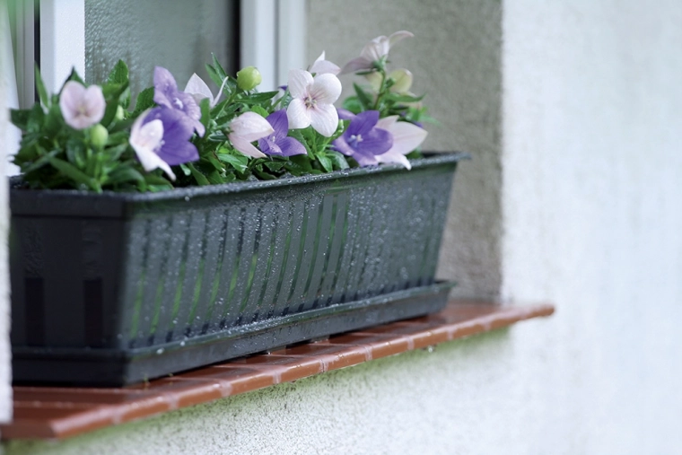 Plastic durabil pentru condiții exterioare