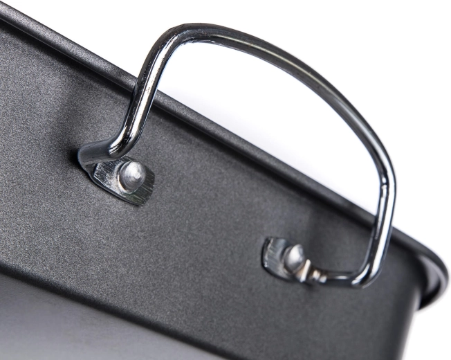 Transport sigur datorită mânerelor metalice