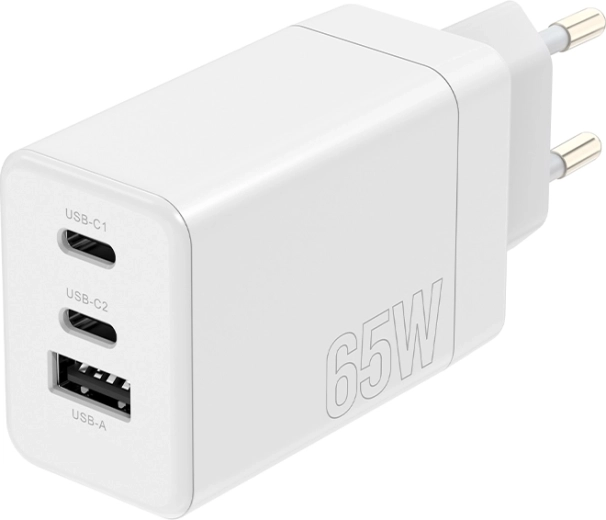 Trei porturi pentru alimentare simultană