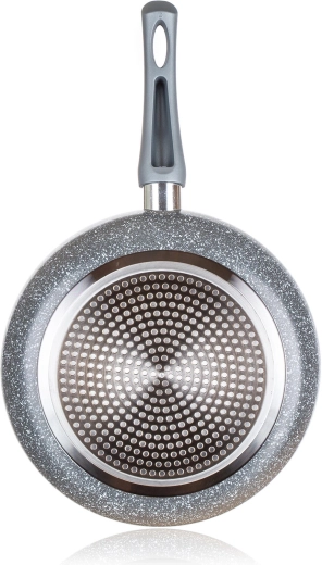 Compatibilă cu toate tipurile de plite