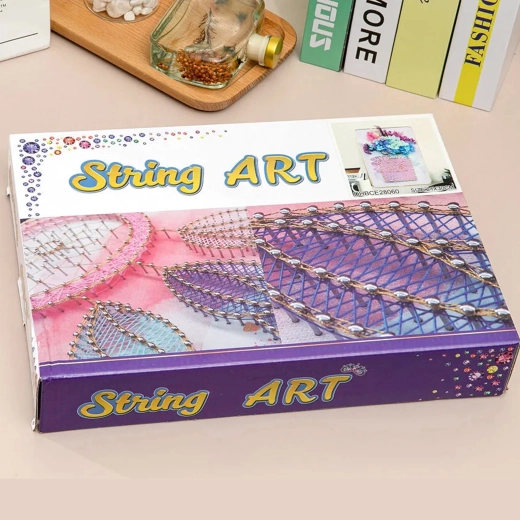 Set creativ String Art cu lumini LED 21 × 30 cm – arici în flori