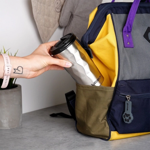 Formă ergonomică ce se potrivește suporturilor auto