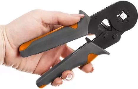 Mânere ergonomice pentru lucru confortabil