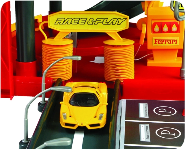 Lift funcțional și spălătorie realistă