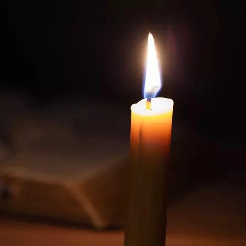 Până la 7 ore de lumină și atmosferă
