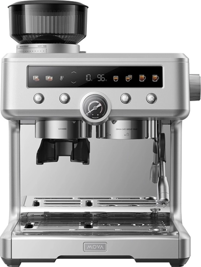 Două boilere și două pompe pentru preparare fluidă