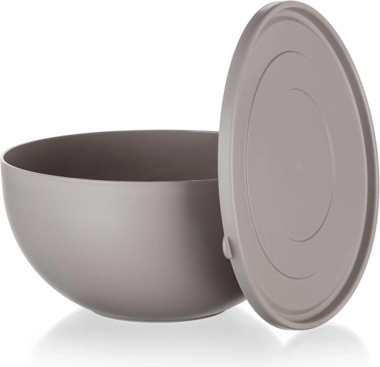 Volum practic de 4 l și diametru 24,7 cm