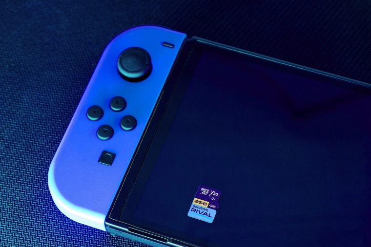 Extinderea spațiului de stocare pentru console de jocuri