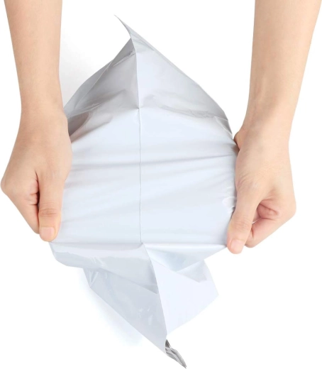 Material întărit, flexibil și rezistent