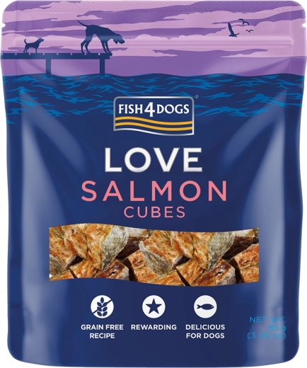 Fish4Dogs recompense pentru câini cu somon Love cuburi 85 g