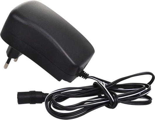 Adaptor de rețea universal Solight stabilizat, 2500 mA, cu conectori interschimbabili