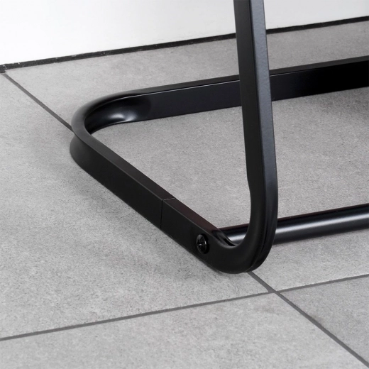 Construcție metalică stabilă și rezistentă