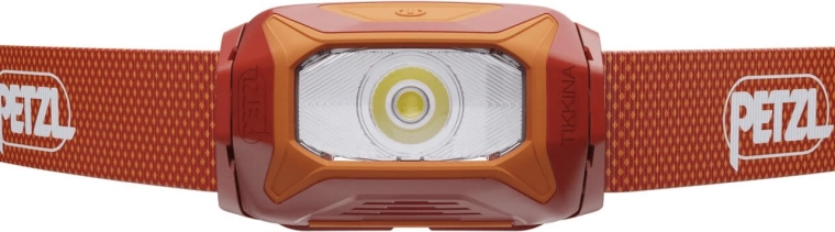 Putere 300 lm și fascicul larg de lumină