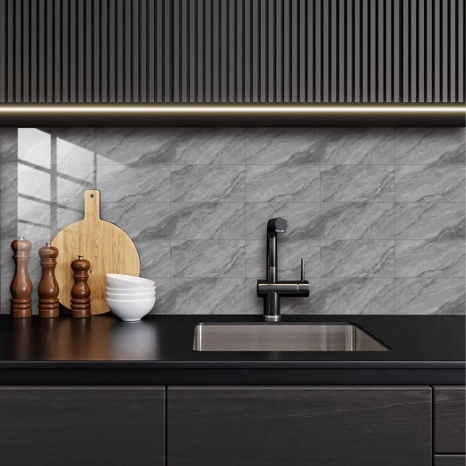 Suprafață rezistentă la apă și ușor de curățat