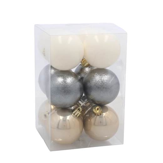 Paletă armonioasă: șampanie, argintiu și alb