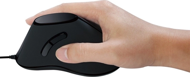 Ergonomie verticală pentru o prindere mai confortabilă