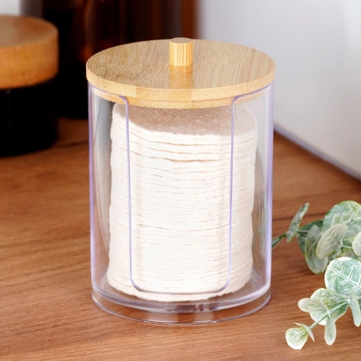 Acril transparent pentru vizibilitate imediată