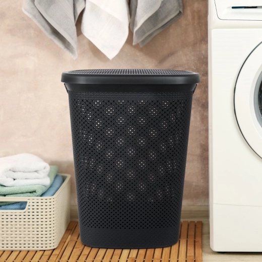 Construcție ventilată împotriva mirosurilor