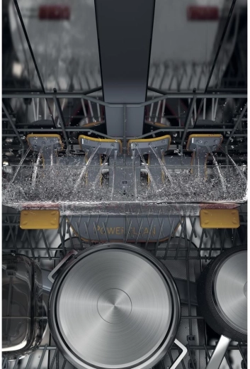 Spălare intensivă cu stropire multidirecțională