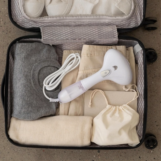 Design compact și potrivit pentru călătorii