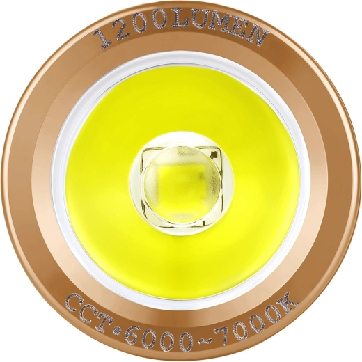 Putere compactă: până la 1.200 lm și 166 m bătaie