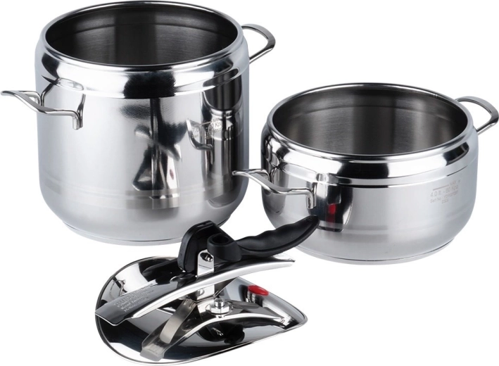 Două oale, un capac inteligent