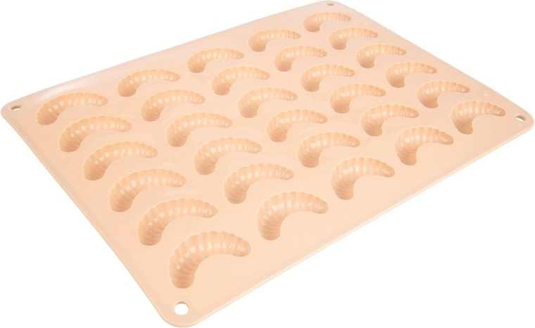 Coaceți 30 de cornulețe deodată