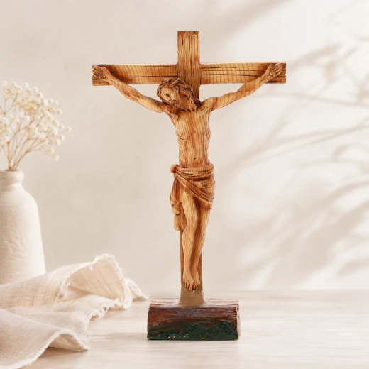 Figura lui Isus realizată cu atenție la detalii