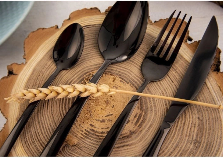 Design modern negru pentru orice masă