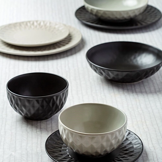 Se potrivește cu alte piese din colecție