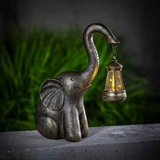 Lampă LED solară în formă de elefant cu felinar