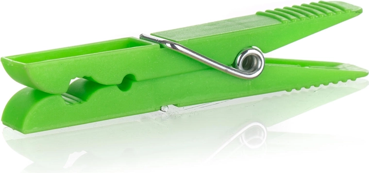 Cârlige de rufe din plastic ECONOMY, mix de culori, 36 buc