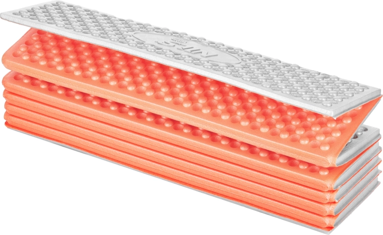 Strat din aluminiu reflectorizant pentru confort în trei sezoane