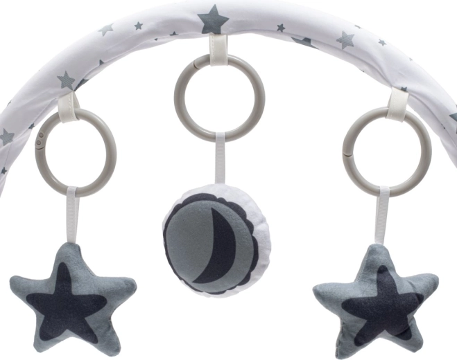 Bară cu trei jucării pentru dezvoltarea simțurilor