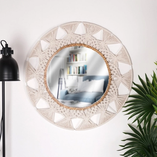 Luminează optic și mărește spațiul