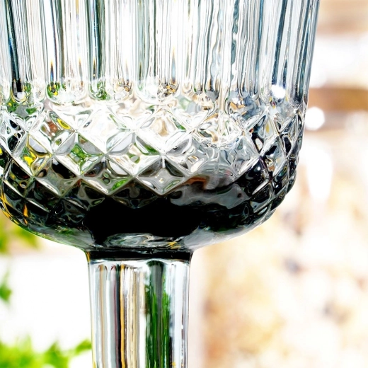 Sticlă rezistentă și întreținere ușoară