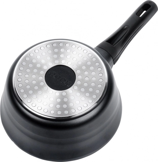 Compatibilă cu toate plitele, inclusiv inducție