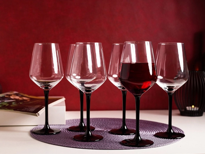 Cupă de 370 ml pentru o aromă mai bună a vinului roșu