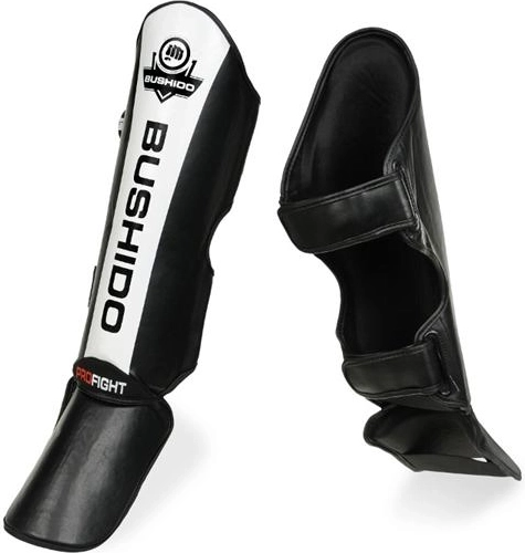 Spuma PUR întărită atenuează loviturile puternice