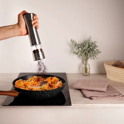 Măcinare electrică puternică printr-o singură apăsare