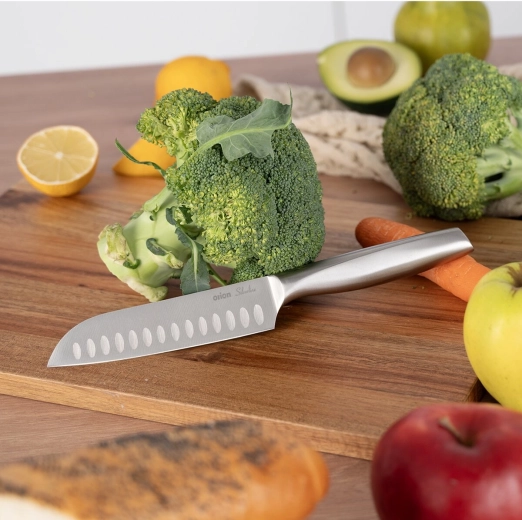 Formă santoku pentru tăiere rapidă și precisă