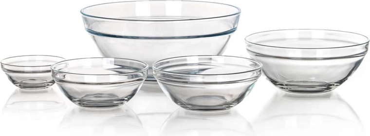 Formă stivuibilă ce economisește spațiu