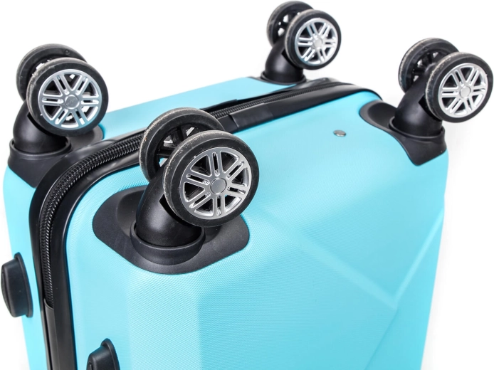 Manevrare confortabilă datorită celor 4 roți pivotante