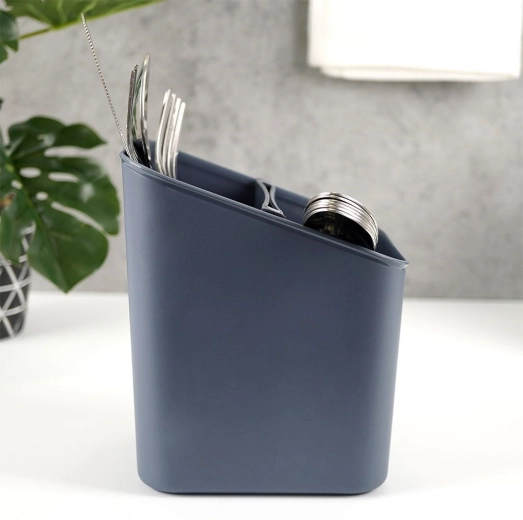 Două compartimente cu separator