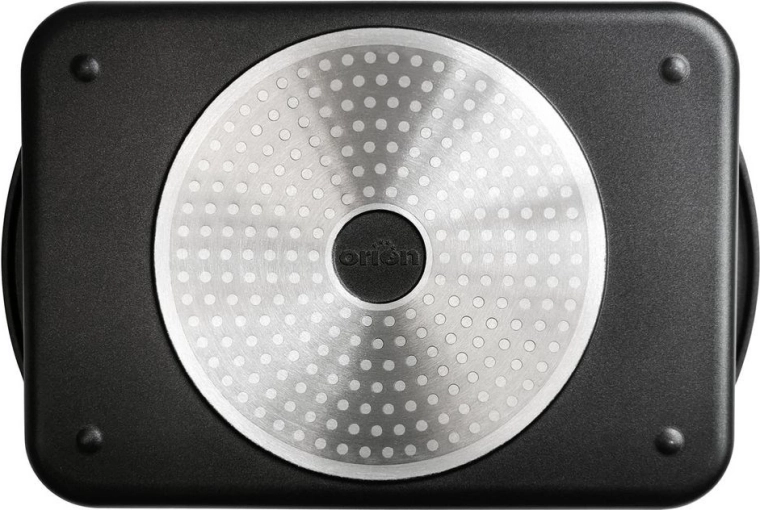 Compatibilă cu toate tipurile de plite, inclusiv inducție