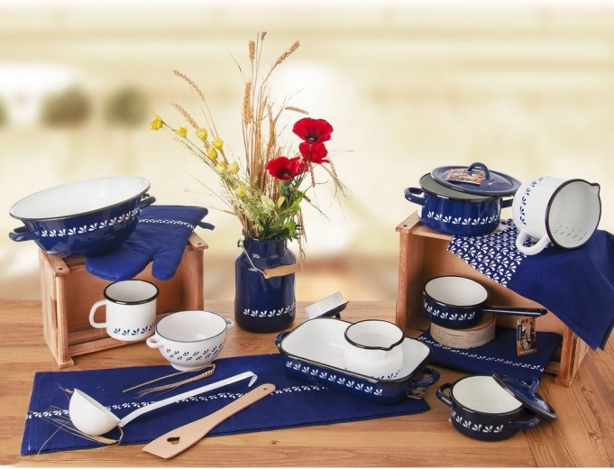 Design retro stilat albastru-alb