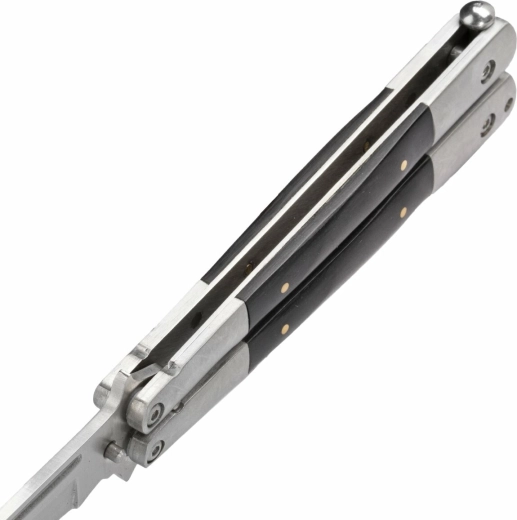 Deschidere lină și blocaj balisong sigur